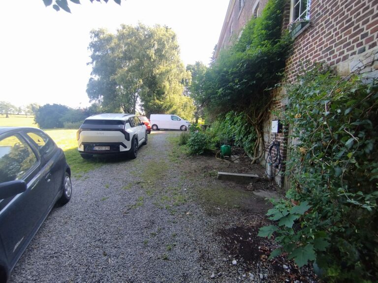 WhatsApp Image 2025-12-15 at 17.18.50 (1)